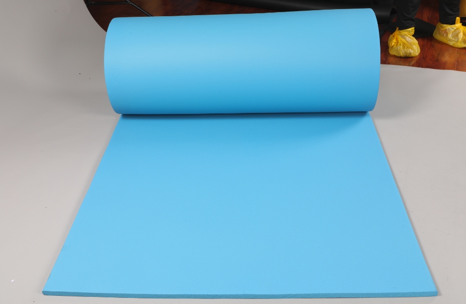 What Are The Advantages And Differences Between Cryogenic Rubber Foam And Glass Wool?